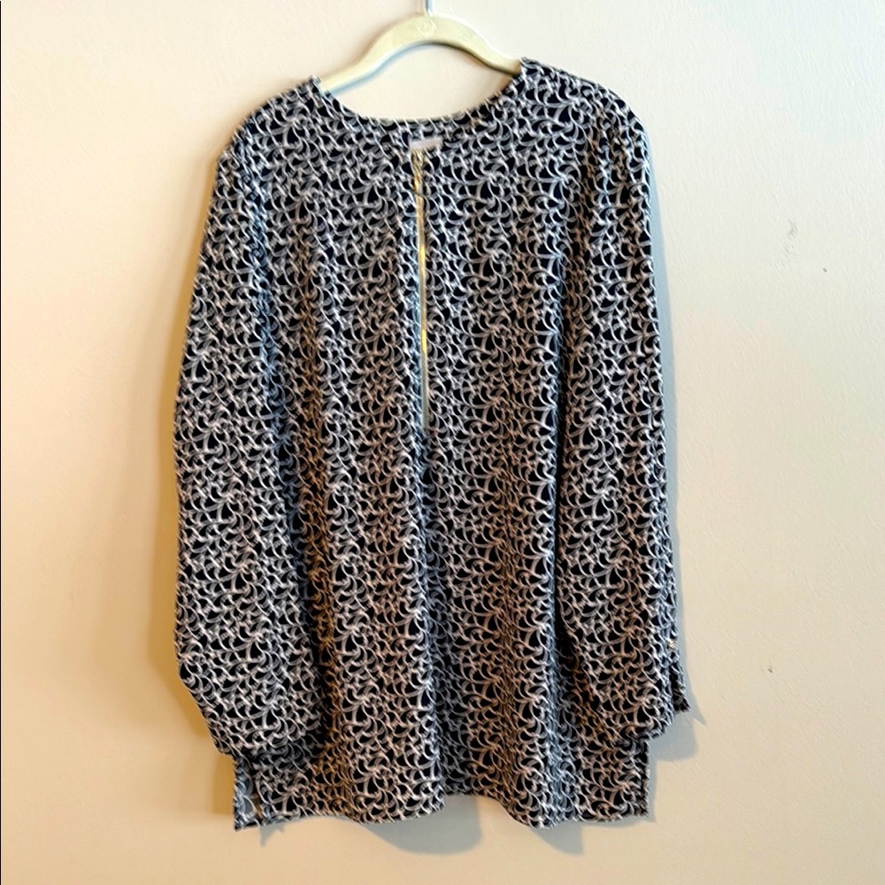 Chico's Elegant Blue and White Floral Top
